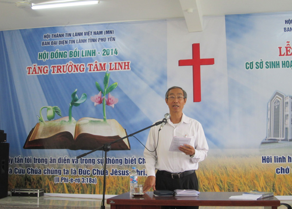 A Protestant training held in Phu Yen, Đăk Lăk, Can Tho city 